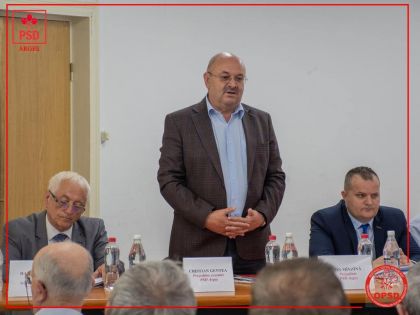 Problemele pensionarilor din 8 județe, dezbătute la Pitești