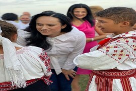 Felicitări locuitorilor din Bârla pentru că păstrează și duc tradiția cât mai departe!